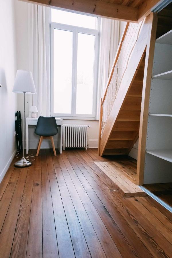 Charming Apartment With Terrace In Lille Lila Exterior foto